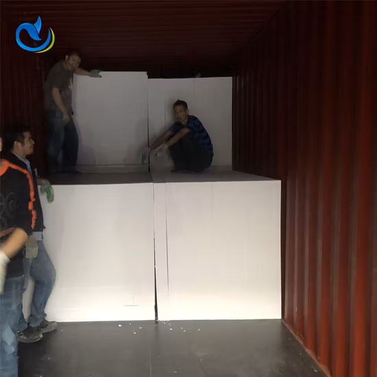 Panneau imperméable blanc de mousse de PVC de produits en plastique pour des meubles à la maison d'armoire de cuisine